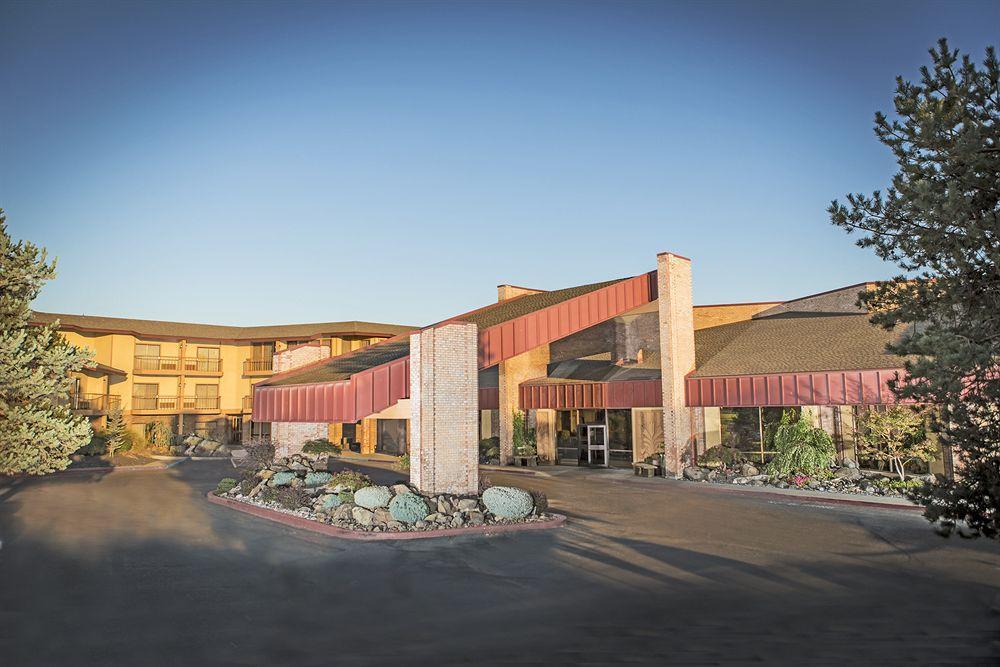 Red Lion Hotel Pasco Airport & Conference Center Exterior foto